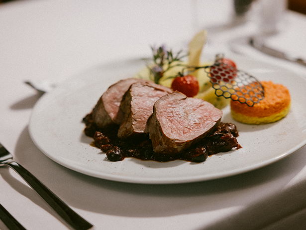 data-widget-tag-item=